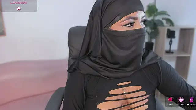 yasmin elite online show from November 26, 9:31 am