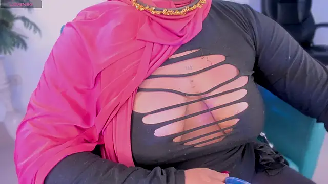 yasmin elite online show from February 25, 10:04 am