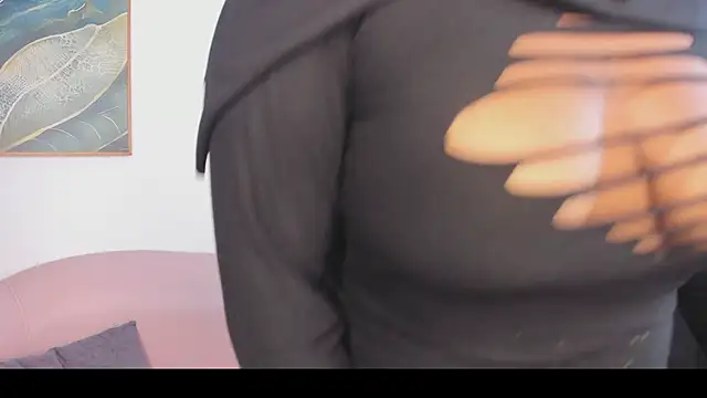 yasmin elite online show from October 17, 9:34 am