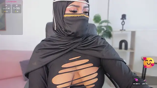 yasmin elite online show from October 13, 9:55 am