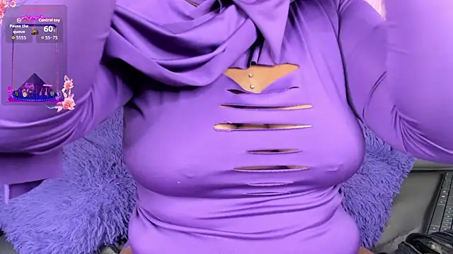 yasmin elite online show from October 7, 9:21 am