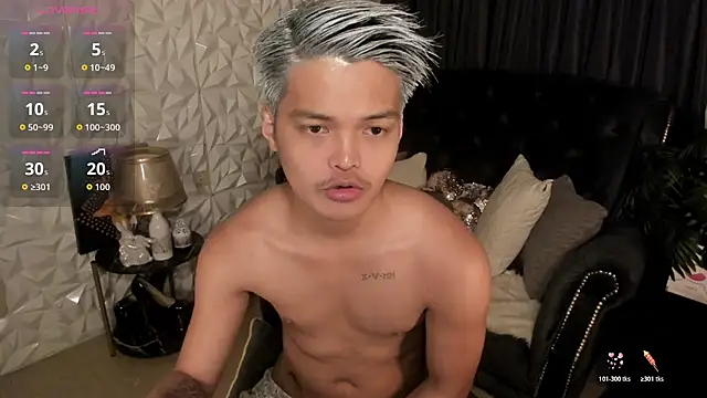 asianhugescott online show from January 12, 12:34 pm