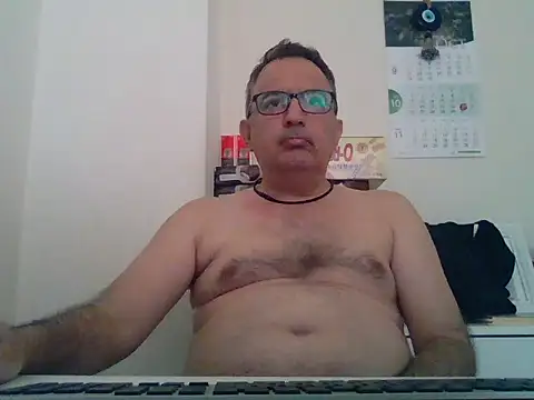 Snapshot of CELIK3577 chatting on October 13, 2:24 am CELIK3577 online show from October 13, 2:24 am