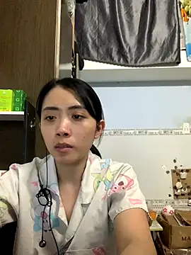 Snapshot of Minee1202 chatting on October 21, 8:14 am Minee1202 online show from October 21, 8:14 am