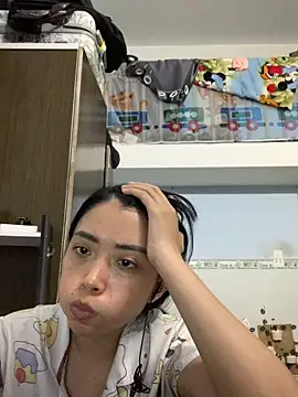 Snapshot of Minee1202 chatting on October 10, 8:15 am Minee1202 online show from October 10, 8:15 am