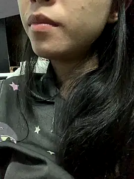 Snapshot of Minee1202 chatting on October 9, 4:40 pm Minee1202 online show from October 9, 4:40 pm