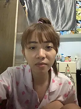 Minee1202 online show from February 6, 1:01 am