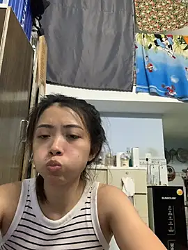 Snapshot of Minee1202 chatting on July 16, 1:02 am Minee1202 online show from July 16, 1:02 am