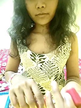 Snapshot of Snaya-baby chatting on October 9, 3:56 pm Snaya-baby online show from October 9, 3:56 pm