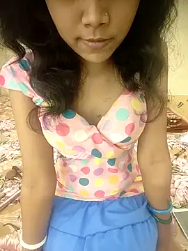 Snapshot of Snaya-baby chatting on November 9, 1:37 pm Snaya-baby online show from November 9, 1:37 pm