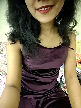 Snapshot of Snaya-baby chatting on December 3, 1:10 pm Snaya-baby online show from December 3, 1:10 pm