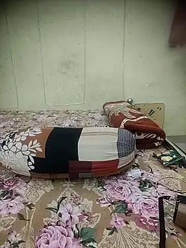 Snapshot of Snaya-baby chatting on December 16, 2:10 pm Snaya-baby online show from December 16, 2:10 pm