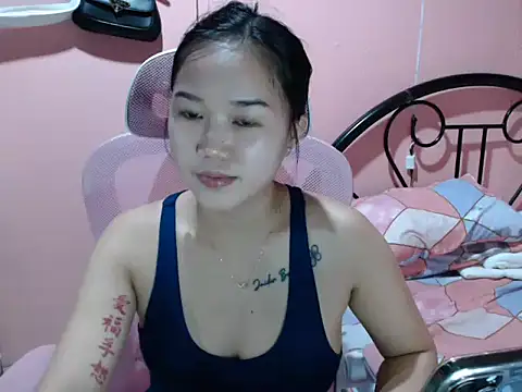 Snapshot of Wynxx chatting on November 29, 9:42 am Wynxx online show from November 29, 9:42 am