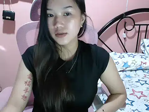 Snapshot of Wynxx chatting on December 21, 6:26 am Wynxx online show from December 21, 6:26 am