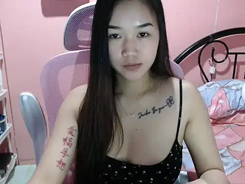 Snapshot of Wynxx chatting on October 10, 6:03 am Wynxx online show from October 10, 6:03 am