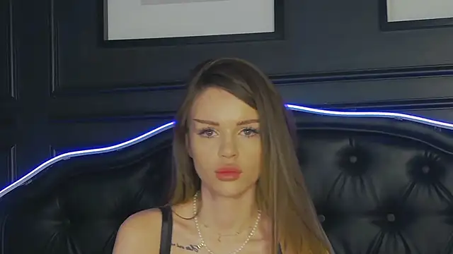 MarilynNova online show from February 23, 5:19 am