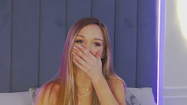 MarilynNova online show from September 9, 4:44 am