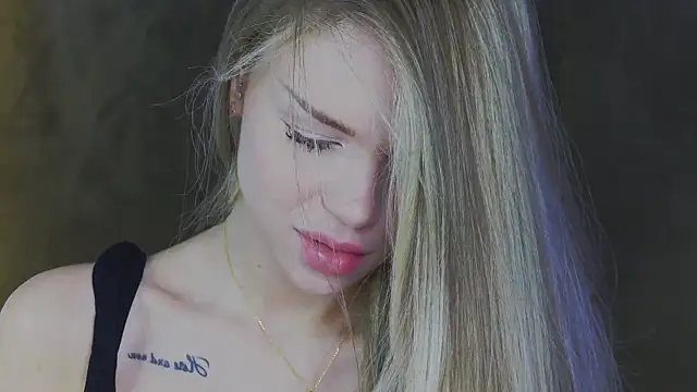 MarilynNova online show from May 14, 5:15 am