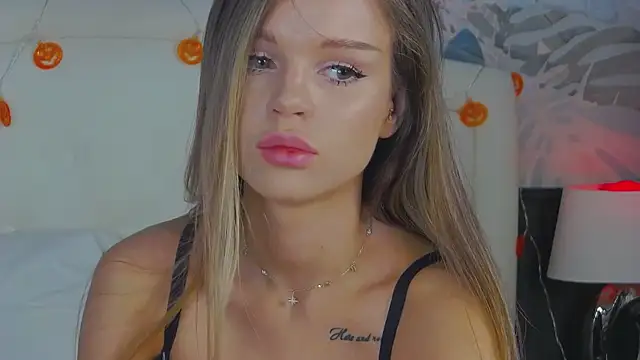 MarilynNova online show from November 3, 4:28 am