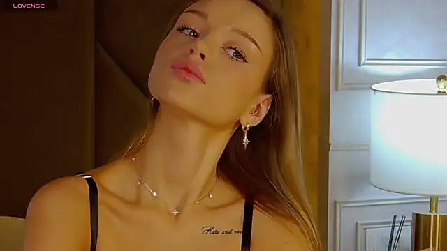 MarilynNova online show from November 6, 4:27 am