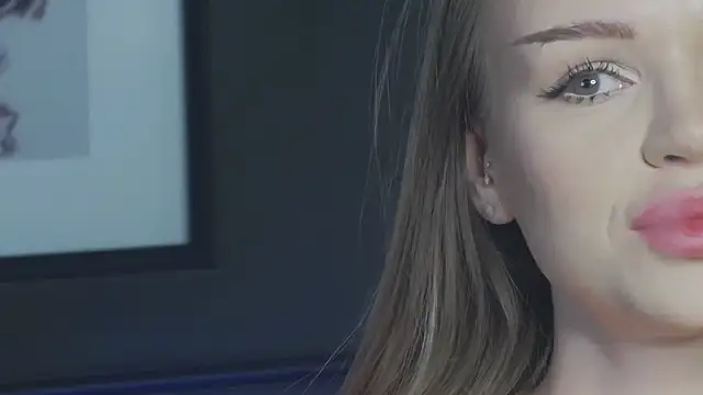 MarilynNova online show from February 7, 4:20 am