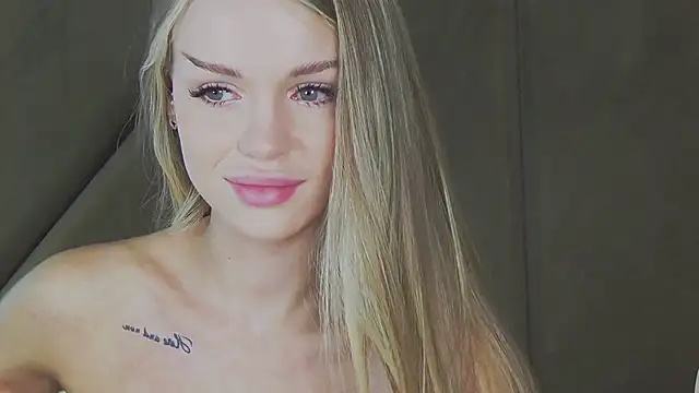 MarilynNova online show from April 10, 5:58 am