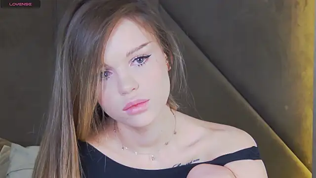 MarilynNova online show from November 8, 4:27 am