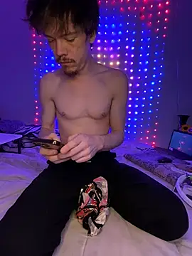 SalemStratton online show from February 6, 2:18 am