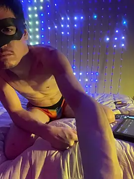 Snapshot of SalemStratton chatting on October 27, 2:56 am SalemStratton online show from October 27, 2:56 am