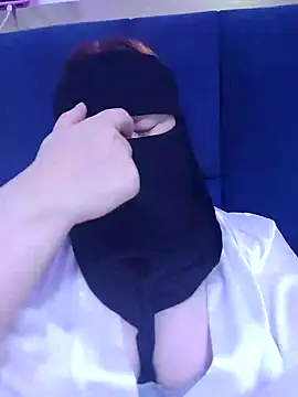 Snapshot of _Douna_-_ chatting on September 19, 11:20 pm Douna - online show from September 19, 11:20 pm