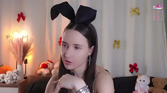 MaudAle online show from February 10, 1:15 am