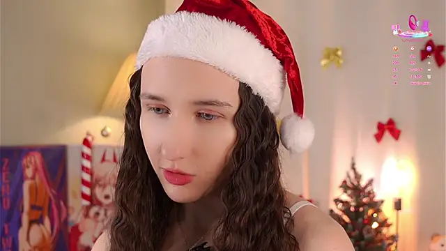 MaudAle online show from December 22, 1:17 am