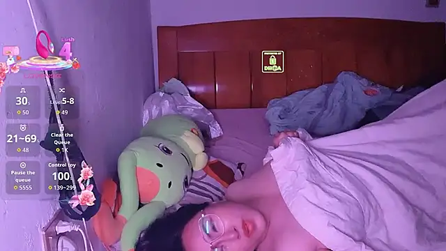 Liqinqin online show from September 13, 9:48 pm