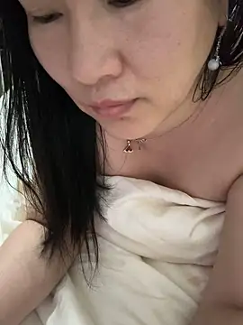 Liqinqin online show from September 25, 12:22 pm