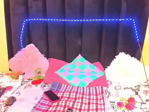 AmazingDarkDoll online show from February 12, 6:24 am