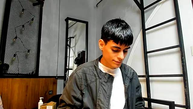 Snapshot of Dani_mc1 chatting on October 21, 11:31 am Dani mc1 online show from October 21, 11:31 am