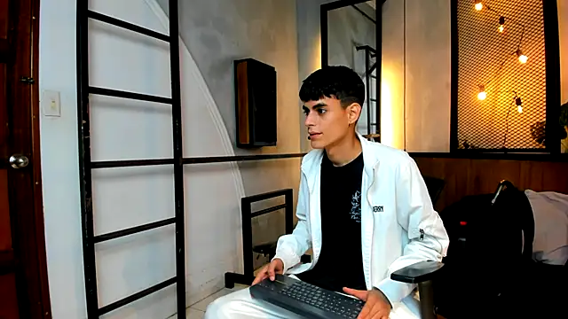 Dani mc1 online show from October 12, 11:44 am