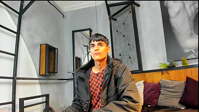 Snapshot of Dani_mc1 chatting on November 18, 11:35 am Dani mc1 online show from November 18, 11:35 am