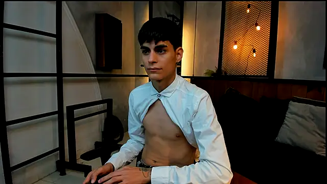 Snapshot of Dani_mc1 chatting on November 25, 11:21 am Dani mc1 online show from November 25, 11:21 am