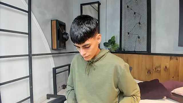 Snapshot of Dani_mc1 chatting on October 30, 11:30 am Dani mc1 online show from October 30, 11:30 am