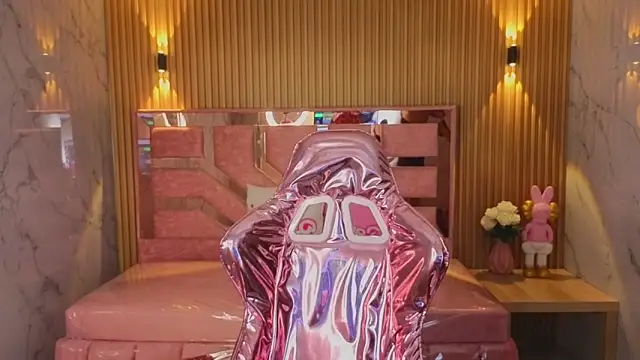 Snapshot of allyssa_bellini_s chatting on October 29, 8:30 pm allyssa bellini s online show from October 29, 8:30 pm