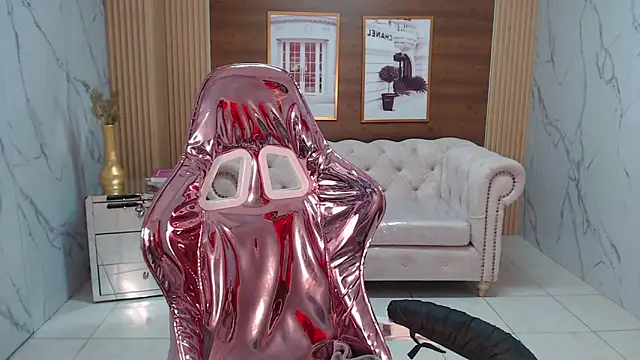 Snapshot of allyssa_bellini_s chatting on October 19, 1:03 pm allyssa bellini s online show from October 19, 1:03 pm