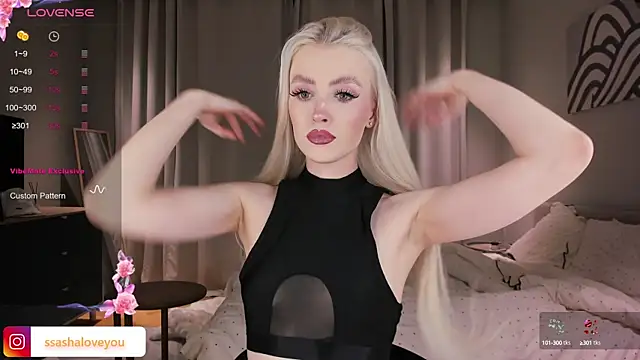 sashaloveyou online show from September 29, 9:42 pm