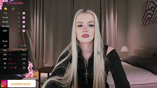 sashaloveyou online show from October 18, 9:50 pm