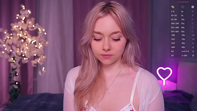 AccaCroyle online show from February 7, 6:05 pm