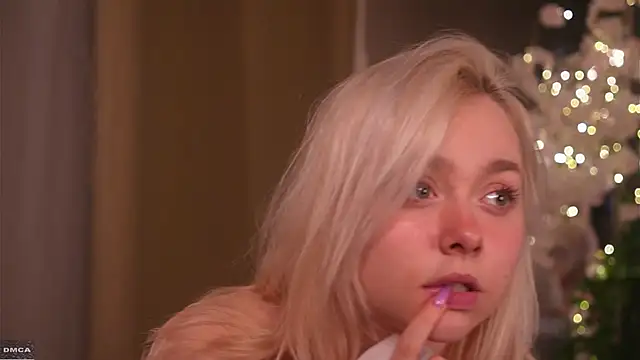 AccaCroyle online show from December 5, 8:50 pm