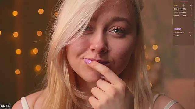 AccaCroyle online show from November 30, 8:20 pm