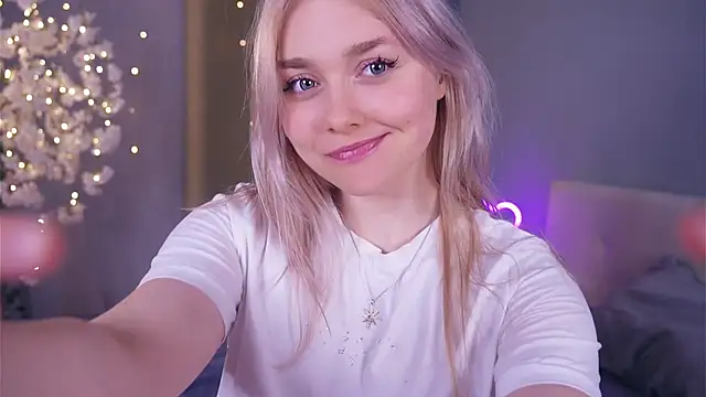 AccaCroyle online show from February 4, 6:25 pm