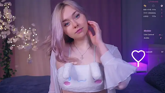 AccaCroyle online show from February 8, 6:49 pm