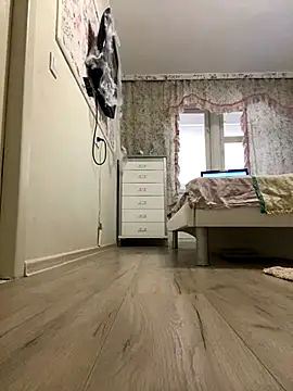 Snapshot of missevacrystal chatting on October 31, 12:24 pm missevacrystal online show from October 31, 12:24 pm